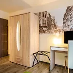Schroeders City-style-hotel فندق