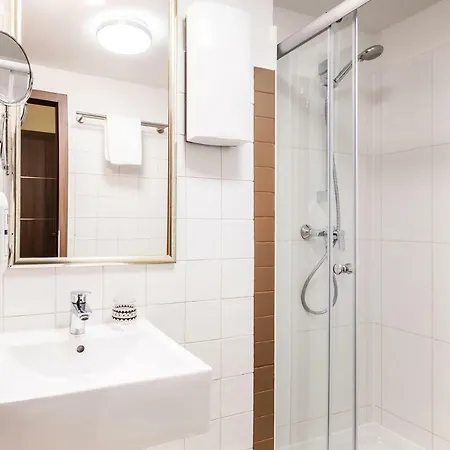 Ξενοδοχείο Schroeders City-style-hotel 3*