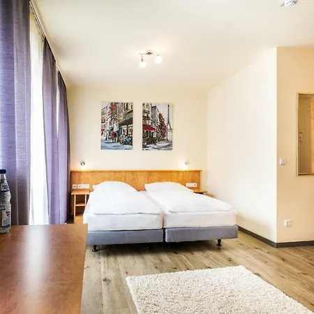 Schroeders City-style-hotel Hotel 3*